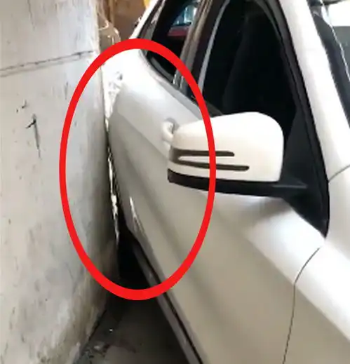 女新手倒车挤到墙角上,教练讲解,如何快速调车应对类似情况