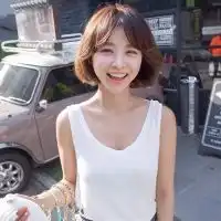 笑一笑带字的图片微信头像图片大全