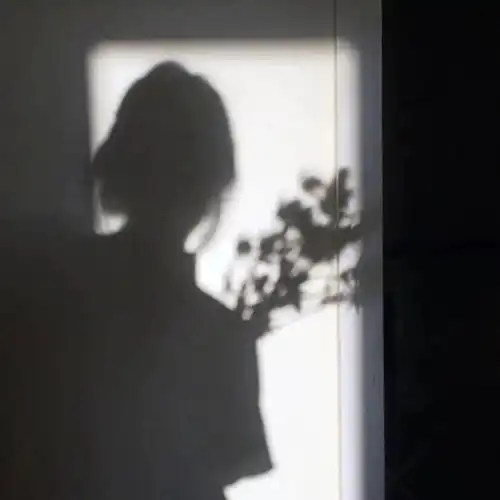 背景图无法阻止自己落俗但浪漫不死