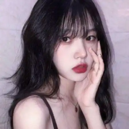 好看的qq女生头像,长发女生让自己变得更漂亮了