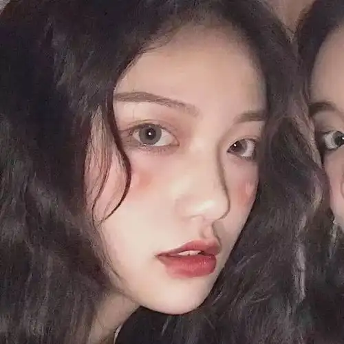 回忆酿成烈酒入喉,从此不再挽留不再回头