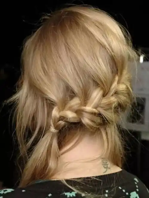 衣服搭配发型才是你完整的style啊