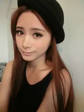 孤僻性格的女生自拍可以寂寞但不许空虚