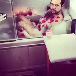 如果男人们这样晒朋友圈,我就卸载微信