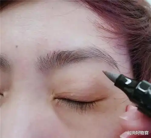为何不建议女生纹眉纹眉师道出了实情,听完再考虑纹眉为时不晚