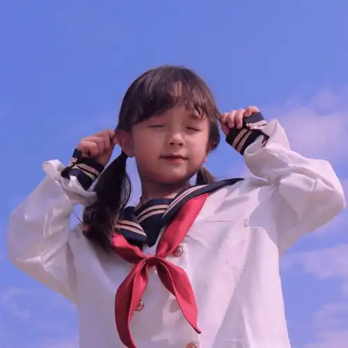 可爱甜美女生头像女孩子都是糖和香料做的