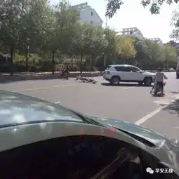 无棣女司机驾驶越野车与摩托车发生交通事故
