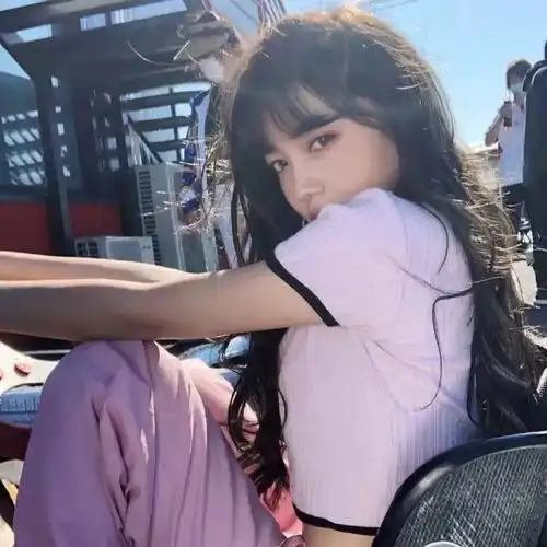 头像渐渐有了一丝夏天的味道