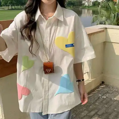 痞帅的工装风,不需要厚热的工装裤,一件衬衫就能搭配出来