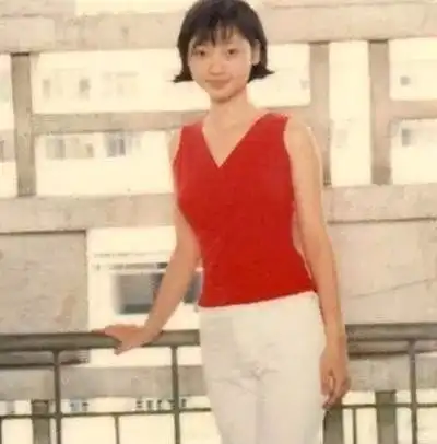 当红女星20岁时的模样,杨幂似公主,赵丽颖如天人,柳岩还不大