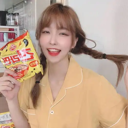 ins美女韩国女主播