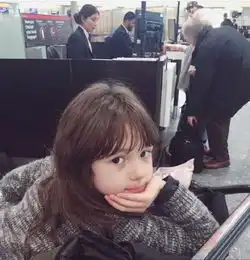 这个小女孩叫什么名字
