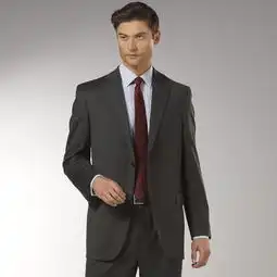 灰色宽松型职业西装,霸道总裁范十足