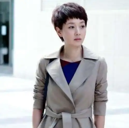 马伊琍片酬5000万,朋友向她借50万创业,她说就说我不在