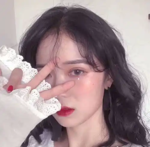 异地恋女生熬不住想放弃,会有这3个分手暗号,别不懂