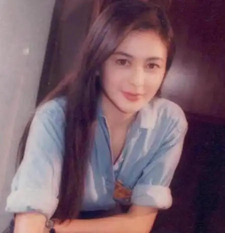 关之琳被称香港第一美女,相恋6名富商,如今活的不比从前差