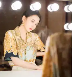 20岁宋祖儿发型大赏充满少女感的拳击辫,不pick起来