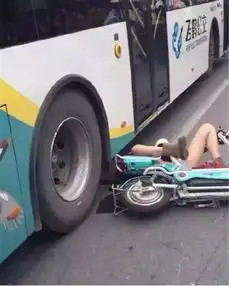 开车门也有讲究各种开门方式到底有啥区别