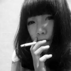 女生黑白带字头像