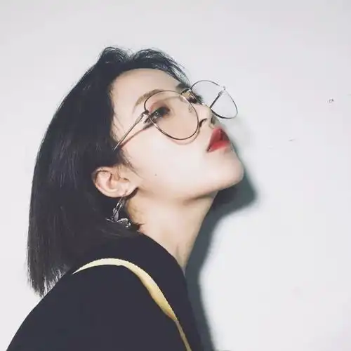 需要一百个理由才能放弃,却只要一个关心就能继续