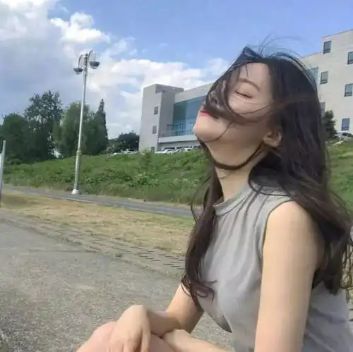 姑娘,别看这条抖音,我怕你看到自己