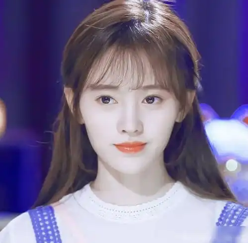 鞠婧祎人设崩塌,网友戏称除了性别都是假的,四千年一遇撒谎精