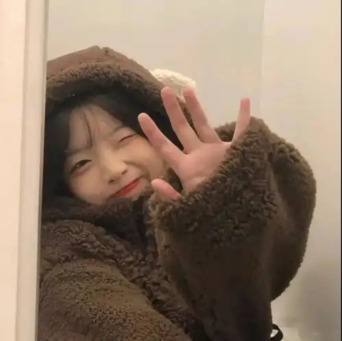 温温柔柔女生头像看得特别特别透彻的句子