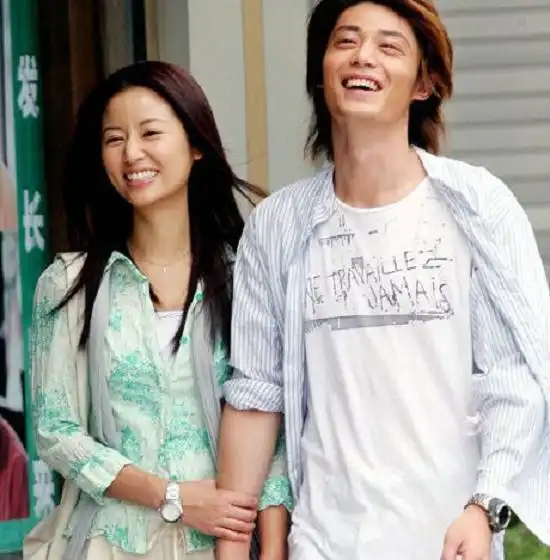 饭局合影霍建华一改以往男神形象,林心如变素颜女神