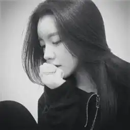 qq黑白女生头像霸气范超拽累的时候才能平静的看清自己