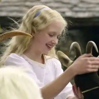 超好看的ins风女头,女生氛围感头像超好看看不腻