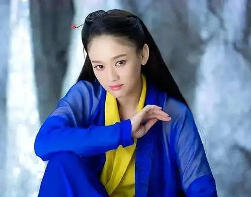 40岁依旧少女感十足,不仅是偶像剧女王,还是个百变女王