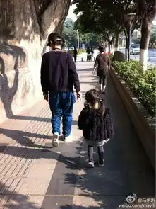 盘点明星有爱亲子照小s搞怪蔡少芬创意十足