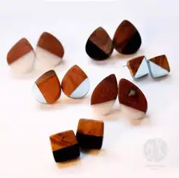 这个男人和他女友及女友的女友一起做了件非常文艺的事