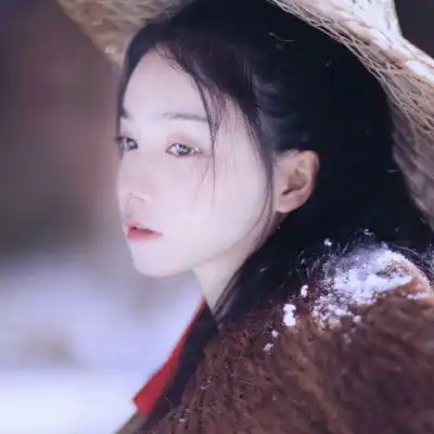 漂亮长发古风清纯美女头像