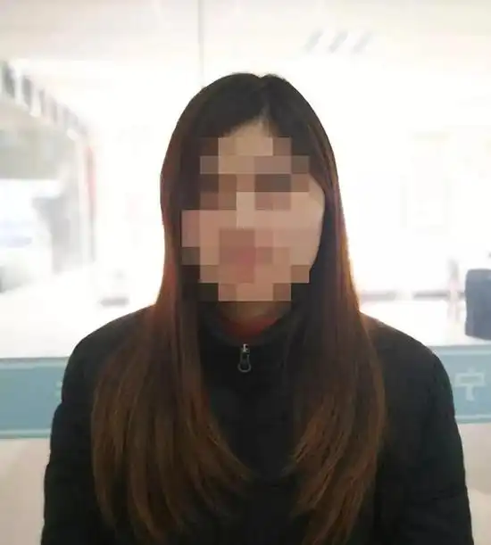 广西20岁女子与男友赚钱旅游女友卖淫男友招嫖