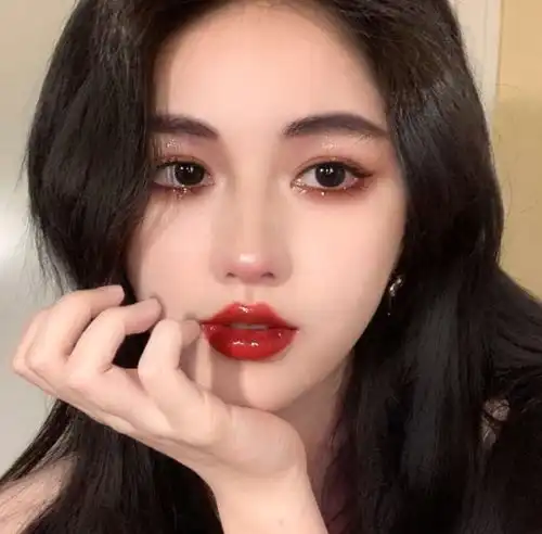 头像丨承君厚爱,一生欢喜