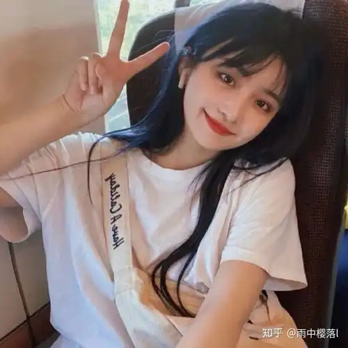 重要的人要干干净净的放在心尖上.