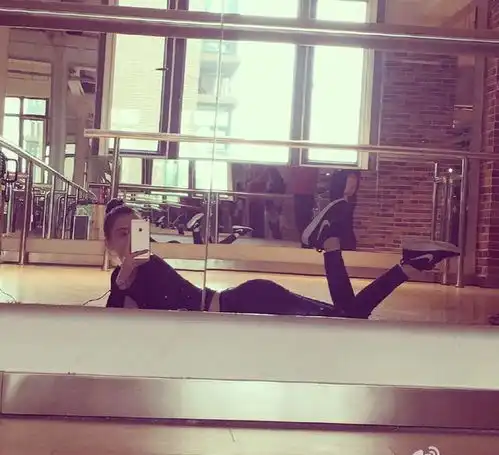 郭富城娇妻在线秀性感身材,天王嫂果然不简单