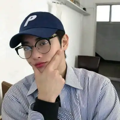 成熟小清新帅气男生头像