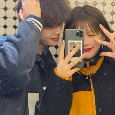 一对两张双人伴侣超甜头像