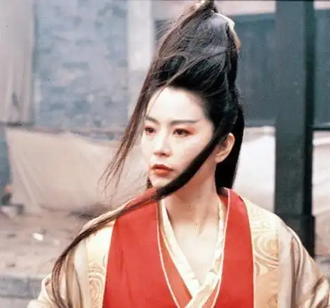 5位东方不败演员大比拼林青霞英气,张雨绮霸气,陈乔恩卖萌