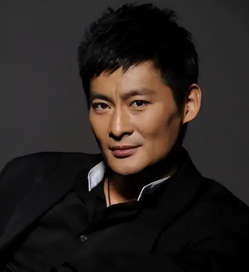 号称内地张国荣,因嗜酒如命付出代价,歌手井冈山彻底沦为软饭男