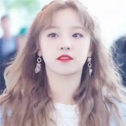 qq女生头像可爱,韩系爱搞怪系的女生