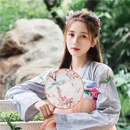 女生唯美长发古风头像大全2018有些人说再见就真的再见了