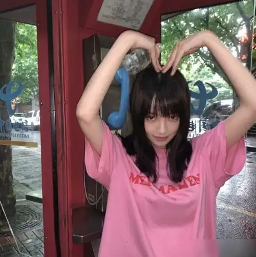 表面装傻,心中有数,看破不说破的三个星座