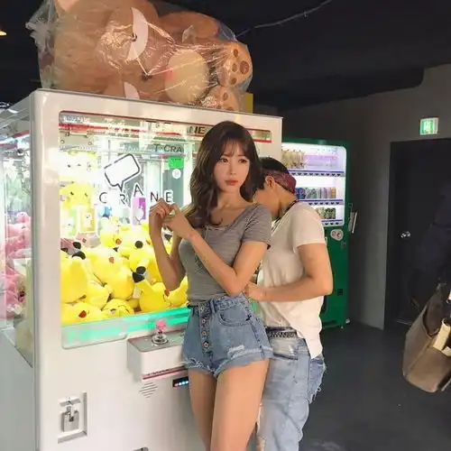 颜值即正义这个小姐姐网管让网吧爆满