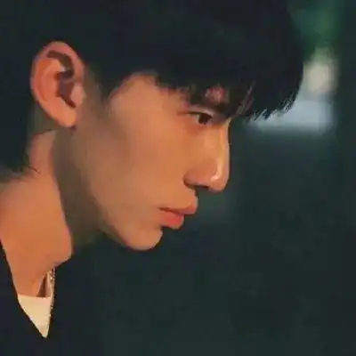 男生头像阳光帅气真人高清,真人气质男头潮流合集