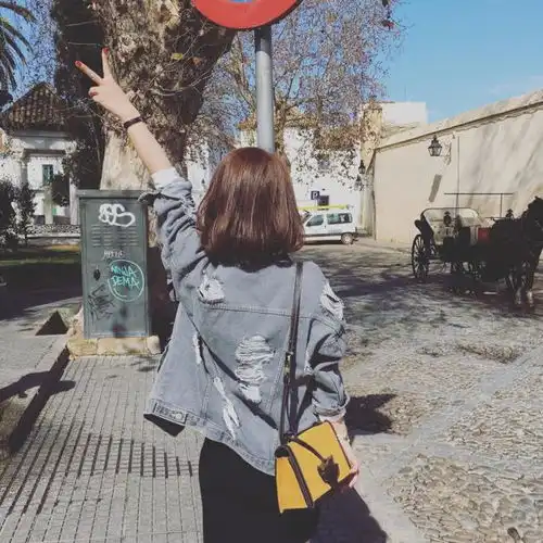 女人在这3方面的沉默,并不是爱之入骨,而是夫妻缘分已尽