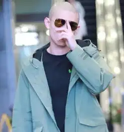 张一山光头照一出,粉丝p图大赛开始,女网友的想象力最丰富